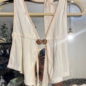 SHEIN Cream Crop Top with Gold Accent